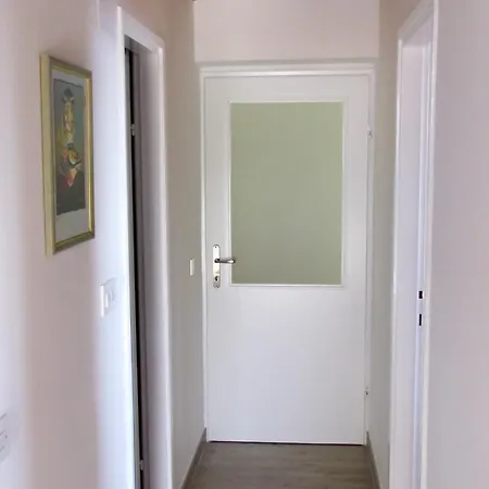 Apartamento By The Sea Tribunj, Vodice - 2993 Tribalj